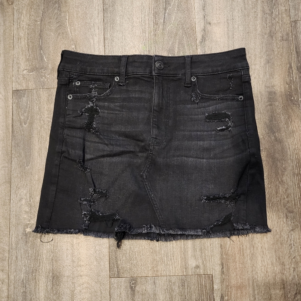 *NWT* American Eagle Next Level Stretch High Rise Black Denim Mini Skirt - Picture 3 of 5